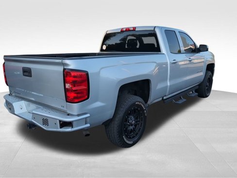 Used 2018 Chevrolet Silverado 1500 LT image 8