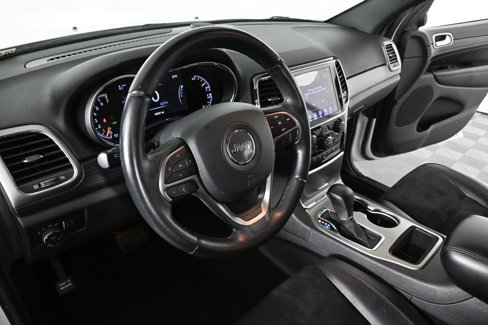 Used 2019 Jeep Grand Cherokee Laredo w/ Laredo X Package image 6