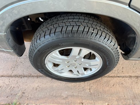 Used 2007 Mitsubishi Endeavor LS image 26