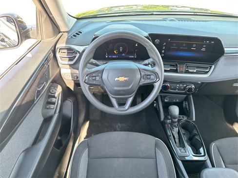 Used 2024 Chevrolet TrailBlazer LT image 14