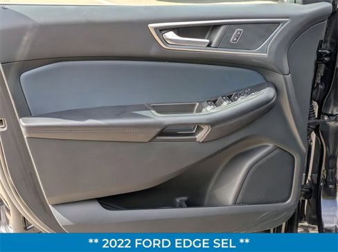 Used 2022 Ford Edge SEL w/ Sport Appearance Package image 11