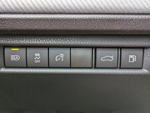 New 2025 Toyota Camry SE image 22