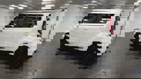 Used 2018 Kia Soul image 37
