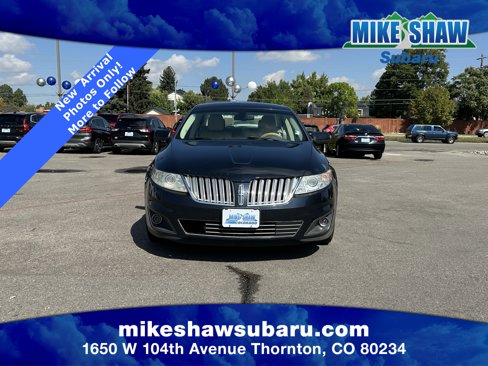 Used 2009 Lincoln MKS image 2