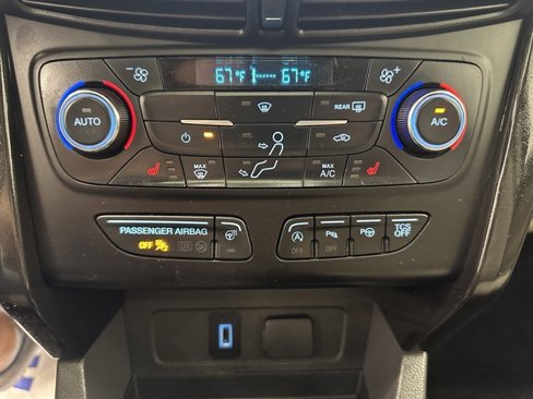 Used 2017 Ford Escape Titanium w/ Equipment Group 301A image 25