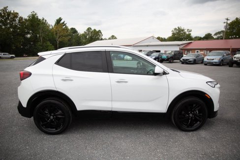 Used 2024 Buick Encore GX Sport Touring w/ Comfort Package image 2