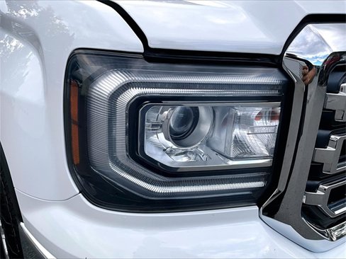 Used 2018 GMC Sierra 1500 SLE w/ SLE Value Package image 31