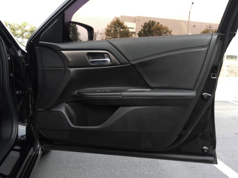 Used 2016 Honda Accord Sport image 28