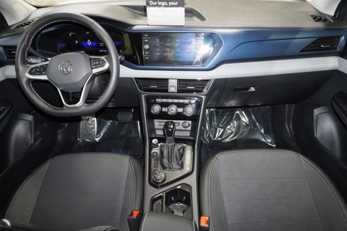 Certified 2024 Volkswagen Taos SE image 14