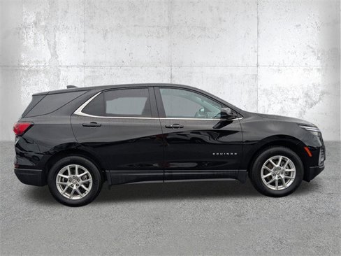 Certified 2023 Chevrolet Equinox LT image 3