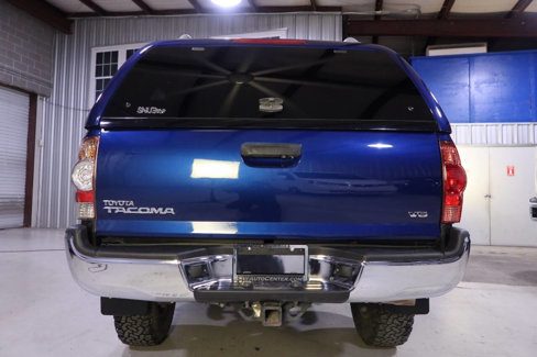 Used 2015 Toyota Tacoma 4x4 Double Cab w/ TRD Off-Road Package image 4