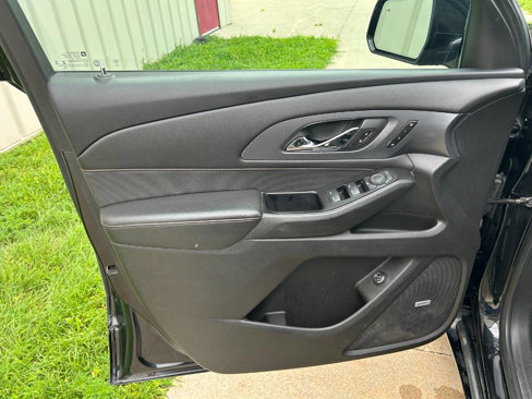 Used 2020 Chevrolet Traverse Premier w/ Redline Edition image 5