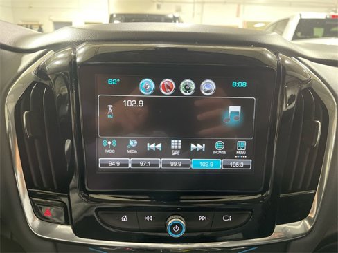 Used 2018 Chevrolet Traverse LT image 16