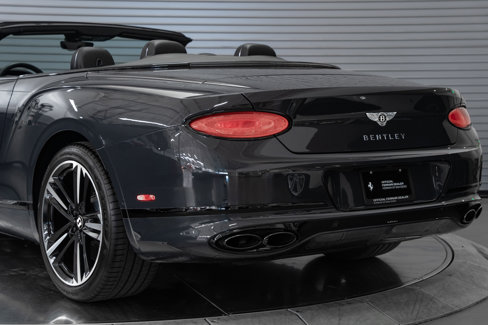 Used 2020 Bentley Continental GT image 17