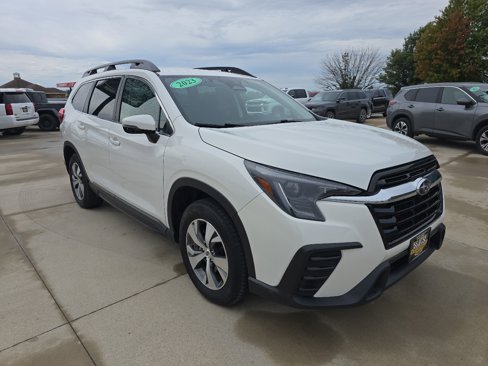 Used 2023 Subaru Ascent Premium w/ Convenience Package image 10