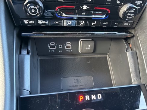 New 2025 Jeep Grand Cherokee Laredo w/ Luxury Tech Group I image 30