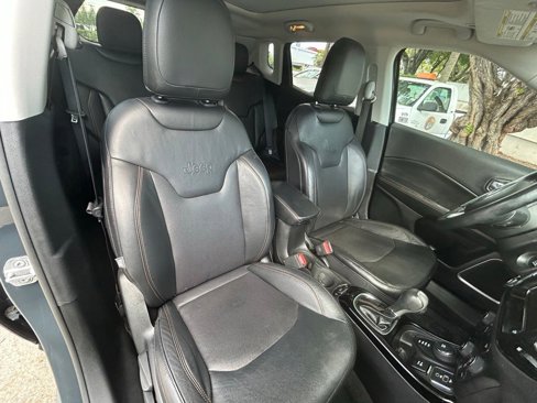 Used 2017 Jeep Compass Limited w/ Navigation Group image 31