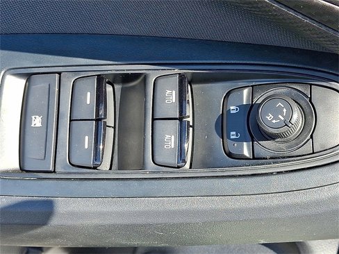Used 2019 Subaru Crosstrek 2.0i Premium w/ Eyesight System image 26
