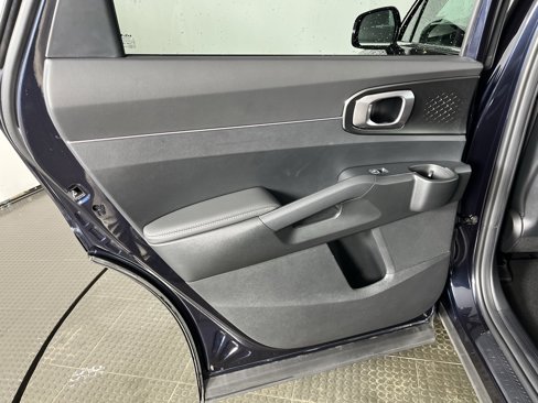 Used 2023 Kia Sorento EX image 15