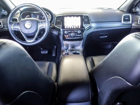 Used 2019 Jeep Grand Cherokee Limited image 32