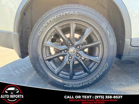 Used 2016 Nissan Rogue SV image 38