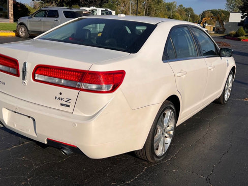 Used 2012 Lincoln MKZ AWD image 10