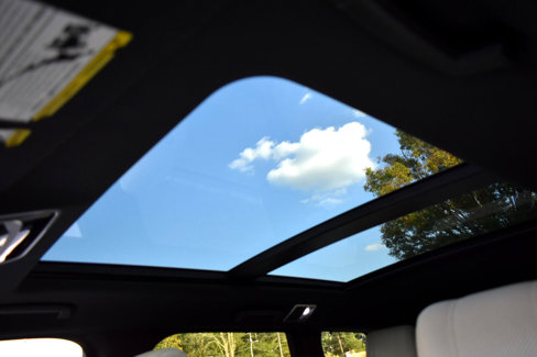 Used 2015 Land Rover Range Rover Sport HSE image 45