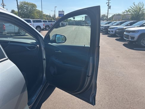 Used 2023 Buick Encore GX Select image 16