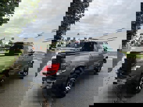 Used 2004 Toyota Tundra SR5 w/ SR5 Extra Value Pkg image 4