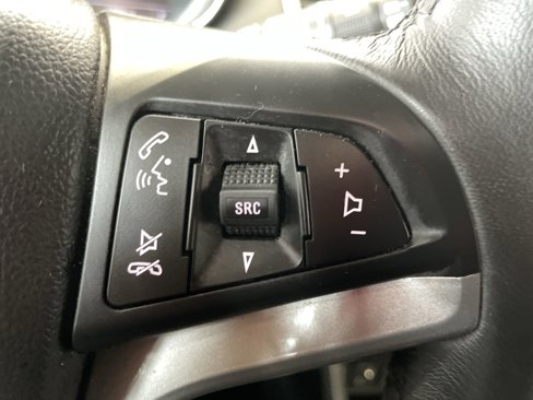 Used 2022 Chevrolet Trax LT w/ LT Convenience Package image 30