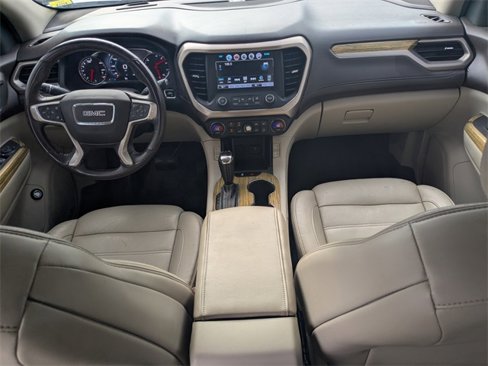 Used 2019 GMC Acadia Denali image 16