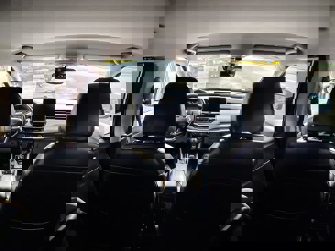 Certified 2022 Jeep Compass Latitude image 11