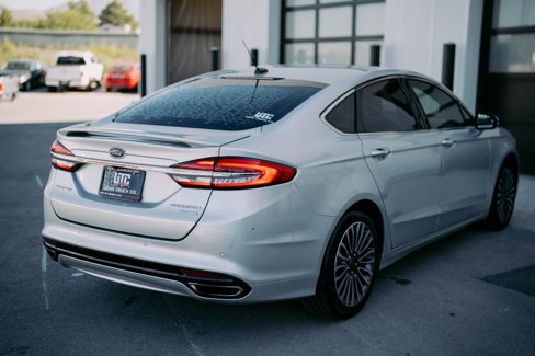 Used 2017 Ford Fusion Titanium image 7