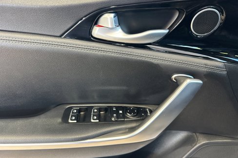 Used 2020 Kia Stinger GT-Line w/ Paint Protection Package image 11
