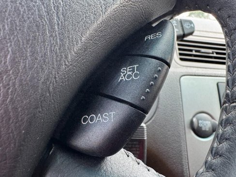 Used 2007 Ford Focus ZX5 Hatchback image 17