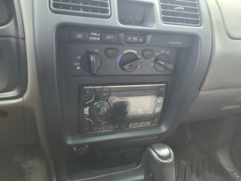 Used 2002 Toyota 4Runner SR5 image 24