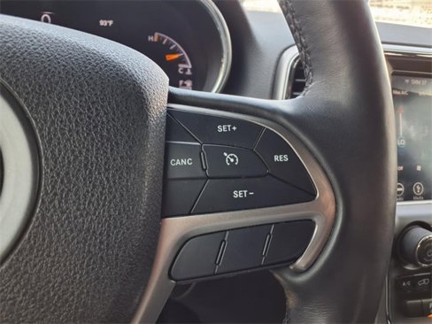 Used 2018 Jeep Grand Cherokee Altitude image 26