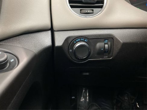 Used 2015 Chevrolet Cruze LT image 22