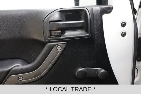 Used 2017 Jeep Wrangler Sport w/ Connectivity Group image 6