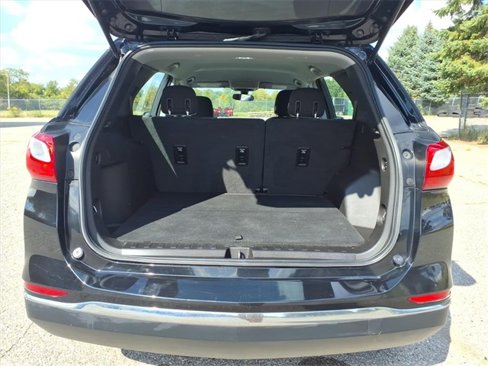 Used 2018 Chevrolet Equinox LS image 8