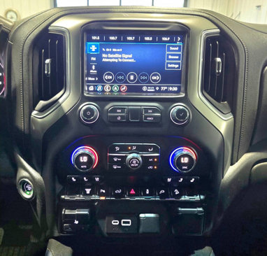 Used 2022 Chevrolet Silverado 3500 LTZ w/ LTZ Plus Package image 11