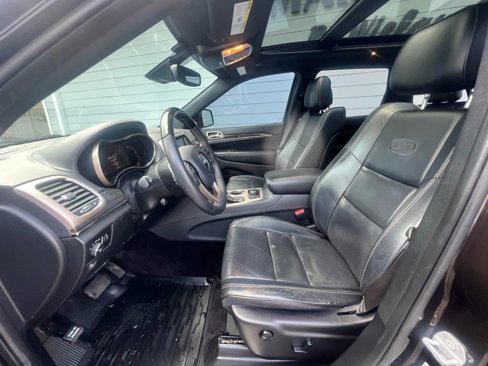 Used 2017 Jeep Grand Cherokee Overland w/ Jeep Active Safety Group image 9