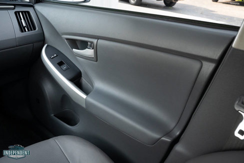Used 2011 Toyota Prius Five image 11
