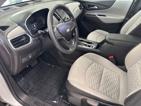 Used 2021 Chevrolet Equinox LS image 13