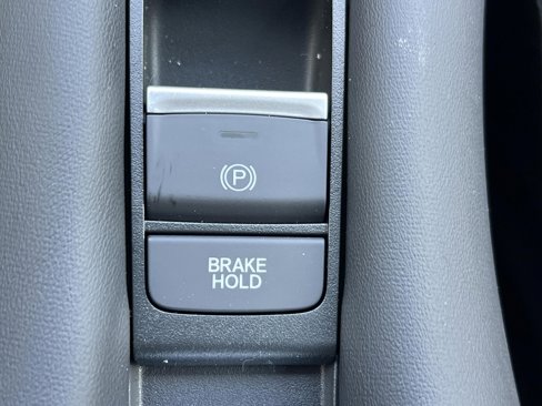 New 2026 Honda HR-V LX image 15