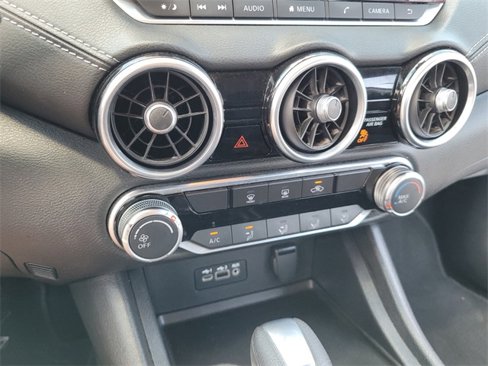 Used 2023 Nissan Sentra SV image 21