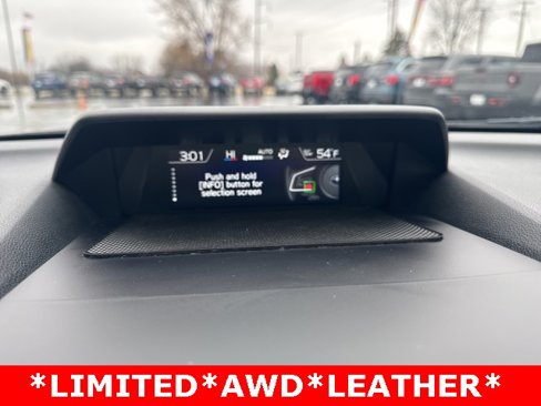 Used 2022 Subaru Crosstrek 2.5i Limited image 16