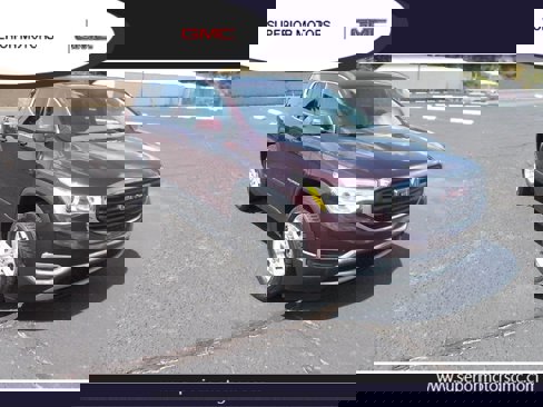 Used 2018 GMC Acadia SLE image 1
