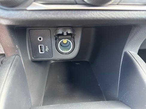 New 2025 Nissan Versa S w/ Trunk Package image 20