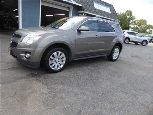 Used 2010 Chevrolet Equinox LT image 3